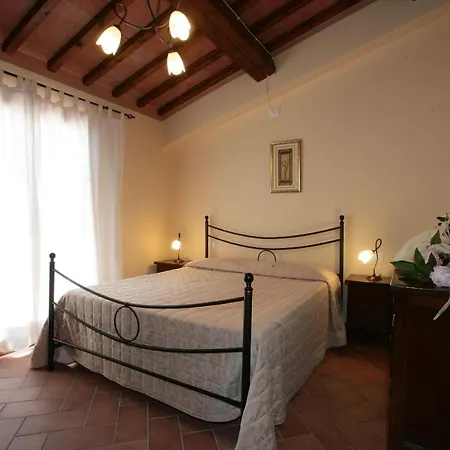 Apartment Collinella-Trilo-2B *